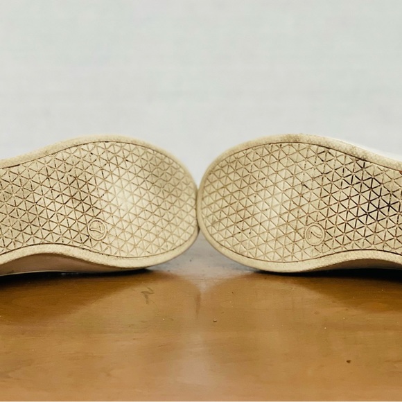 MOSSIMO Golden Brown Sneakers US7 - Picture 7 of 8